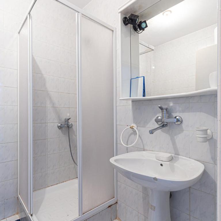 Apartment Emines Budva Center - Apartman sa 1 Spavaćom Sobom - 16
