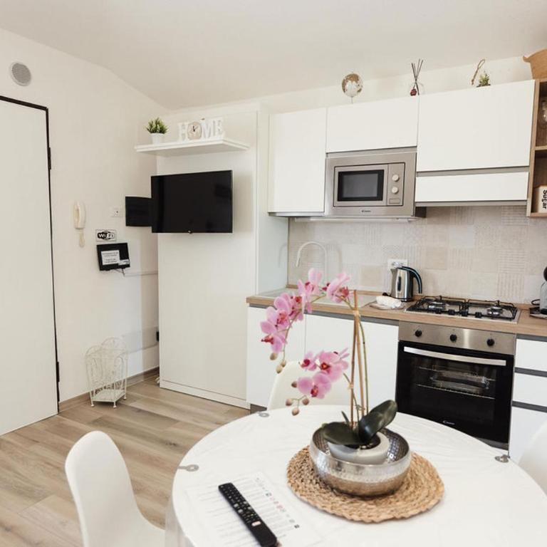 Casa Gisa - Appartamento con 1 Camera da Letto - 3