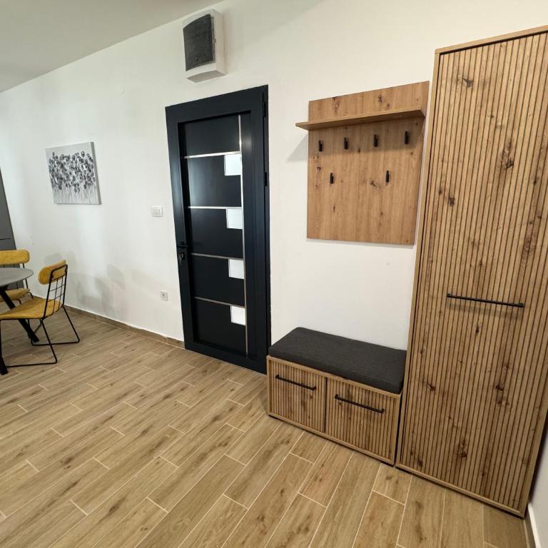 Apartments Svetlana, Igalo - One-Bedroom Apartment with Balcony - 8