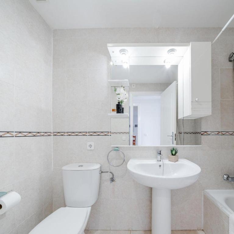 Apartamento Apolo XVII 22 - Grupo Turis - Apartamento de 2 dormitorios - 20