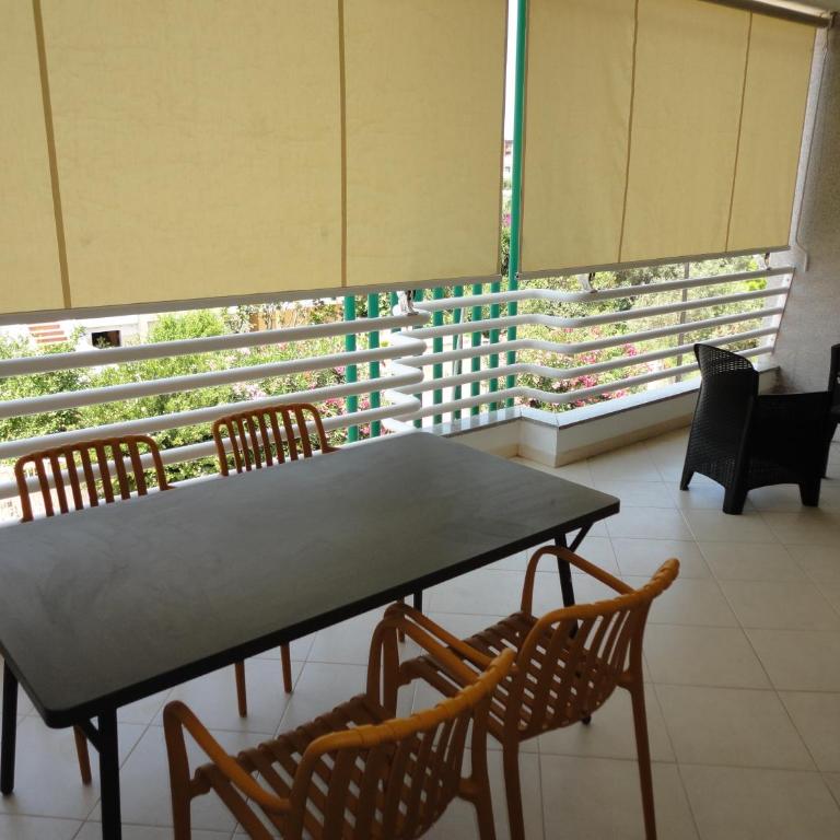 Mary's House - Appartamento con 2 Camere da Letto, Balcone e Terrazza - 10