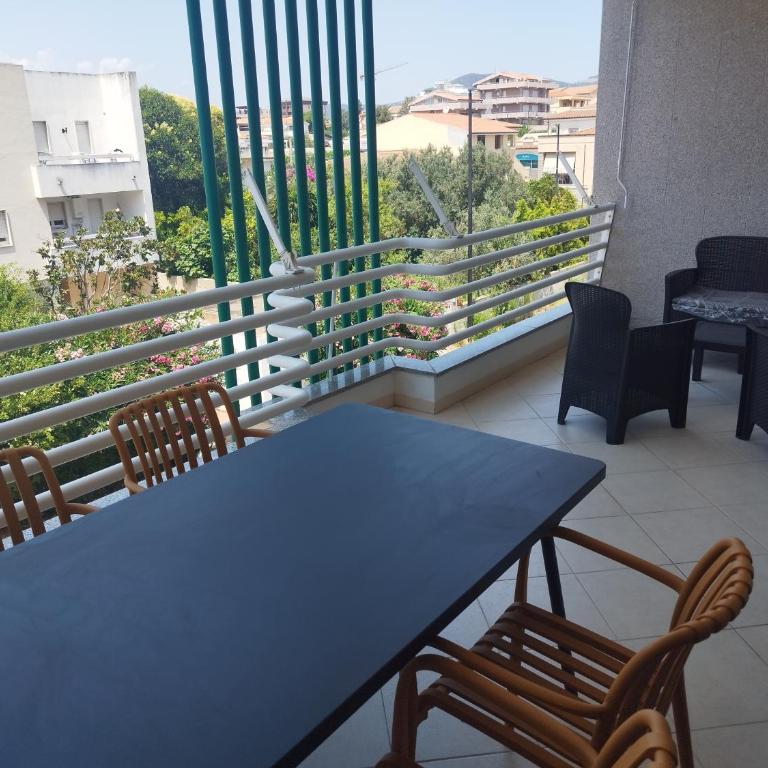 Mary's House - Appartamento con 2 Camere da Letto, Balcone e Terrazza - 9