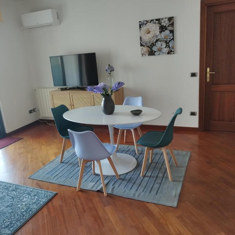 Mary's House - Appartamento con 2 Camere da Letto, Balcone e Terrazza - 6