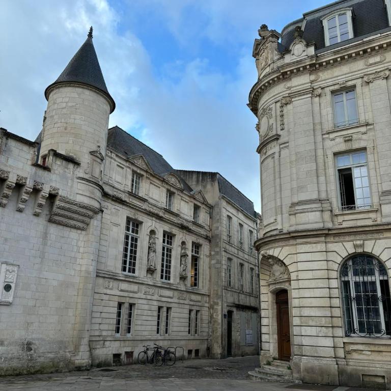 Studio cosy hyper centre la Rochelle - Apartamento de 1 dormitorio - 3