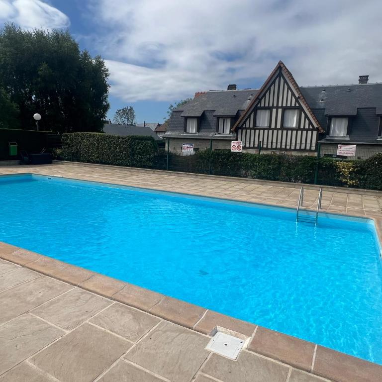 Studio Deauville PiscineTennisParking - Studio - 27