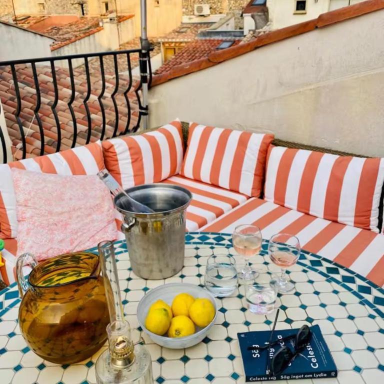 Le Karlstrom - Charmante maison au coeur du Viel Antibes - Two-Bedroom House - 12