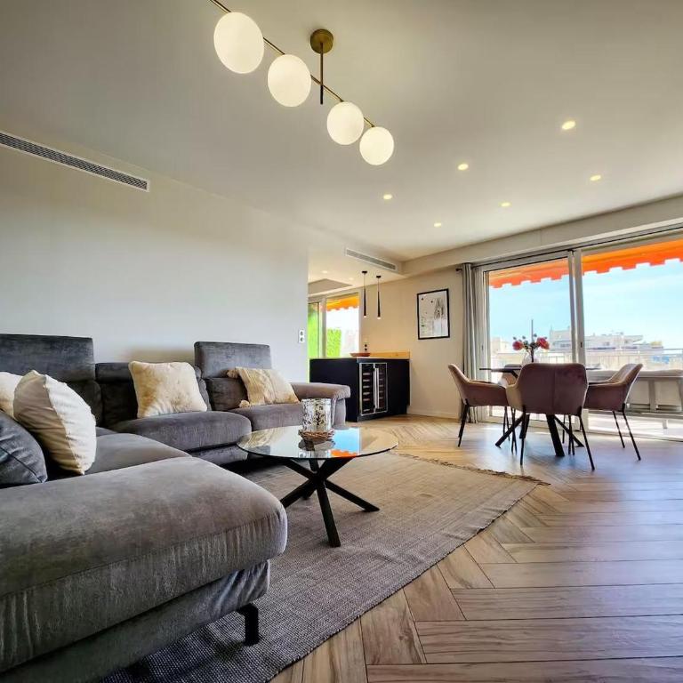 Le Guillabert - T4 en Plein Centre - Three-Bedroom Apartment - 13