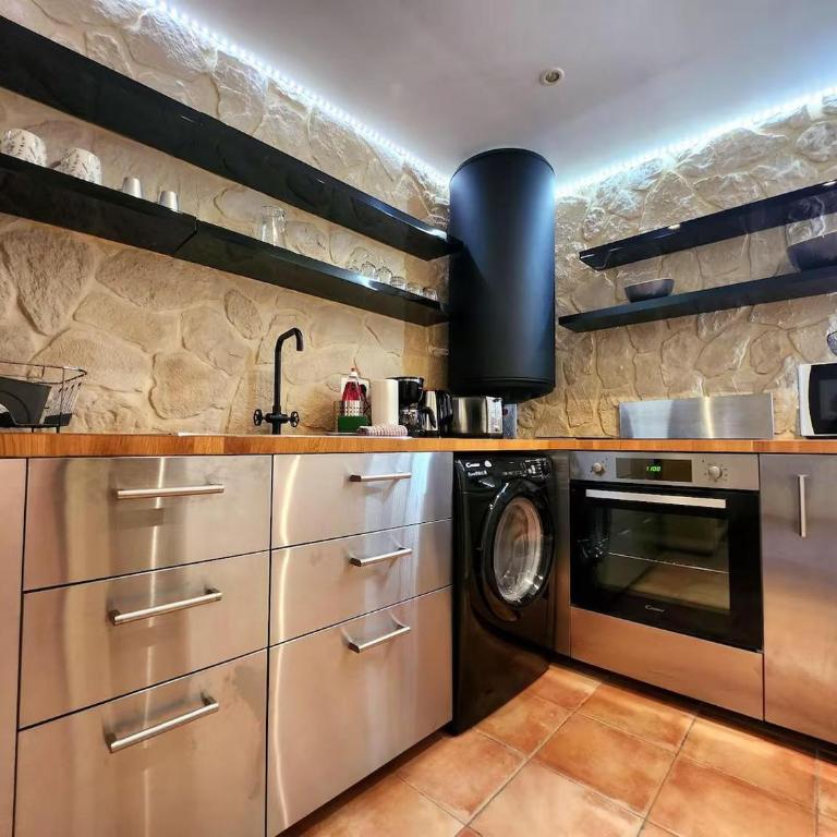 Le Pêcheur - T2 au Cœur du Vieil Antibes - Appartement 1 Chambre - 2