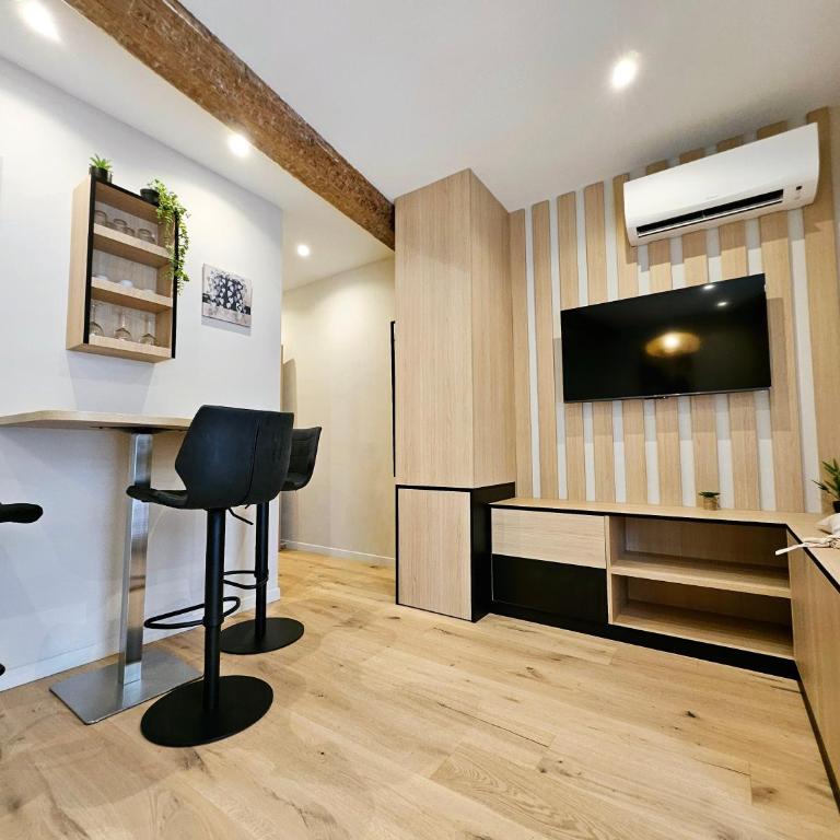 Le Rempart Studio - Charmant Studio Vieil Antibes - Appartement 1 Chambre - 3