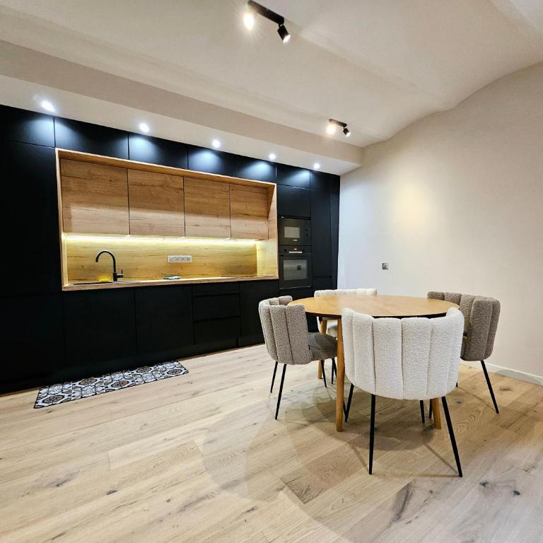 Le Rempart - T3 dans Vieil Antibes - Appartement 2 Chambres - 7