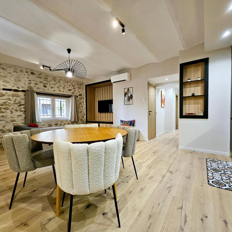 Le Rempart - T3 dans Vieil Antibes - Appartement 2 Chambres - 3
