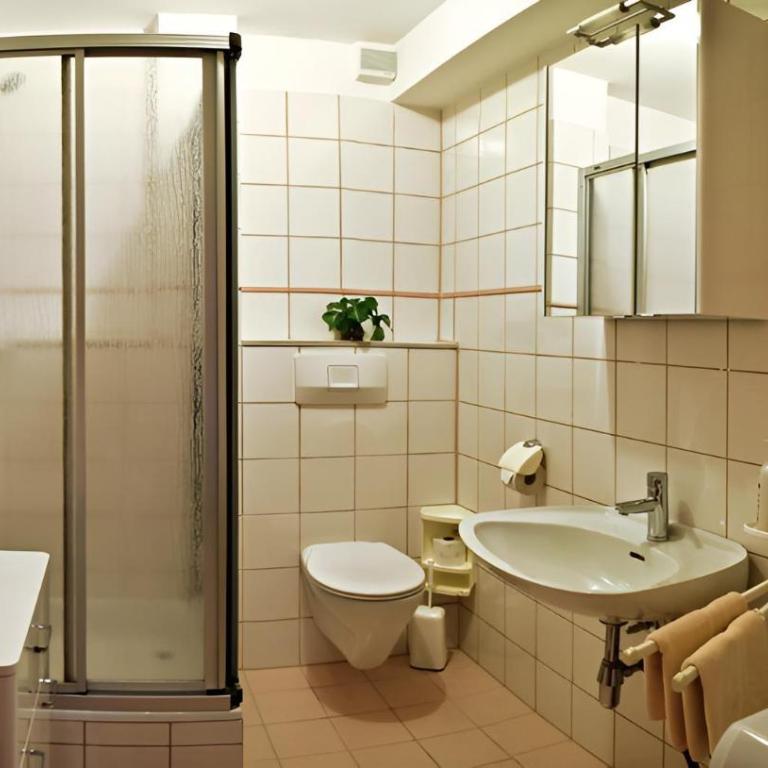 Haus Winkler - Apartment mit 2 Schlafzimmern und Dusche - 9