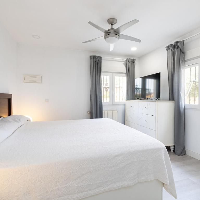 Villa Isabel Private Pool & SPA by AORA STAY - Casa - 32