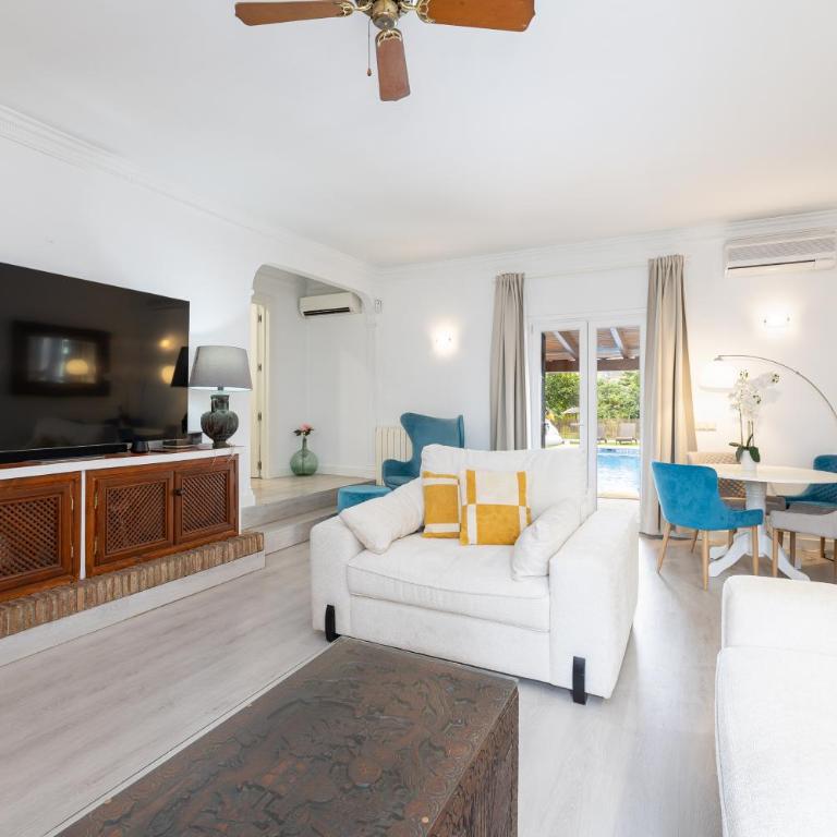 Villa Isabel Private Pool & SPA by AORA STAY - Casa - 38