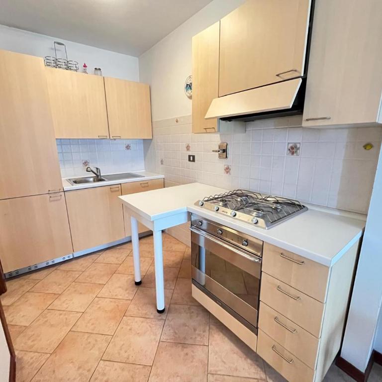 Condominio Vista Mare - Appartamento con 2 Camere da Letto - 10