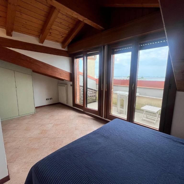 Condominio Vista Mare - Appartamento con 2 Camere da Letto - 11