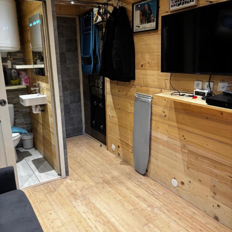 SebRem - Studio Standard - 16
