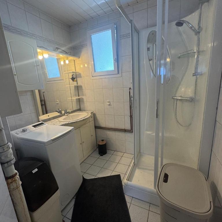 la parenthèse chambérienne avec Garage vélos à dispo Gare à 5min - Appartement 3 Chambres - 12