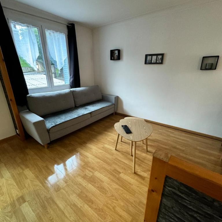 la parenthèse chambérienne avec Garage vélos à dispo Gare à 5min - Appartement 3 Chambres - 13