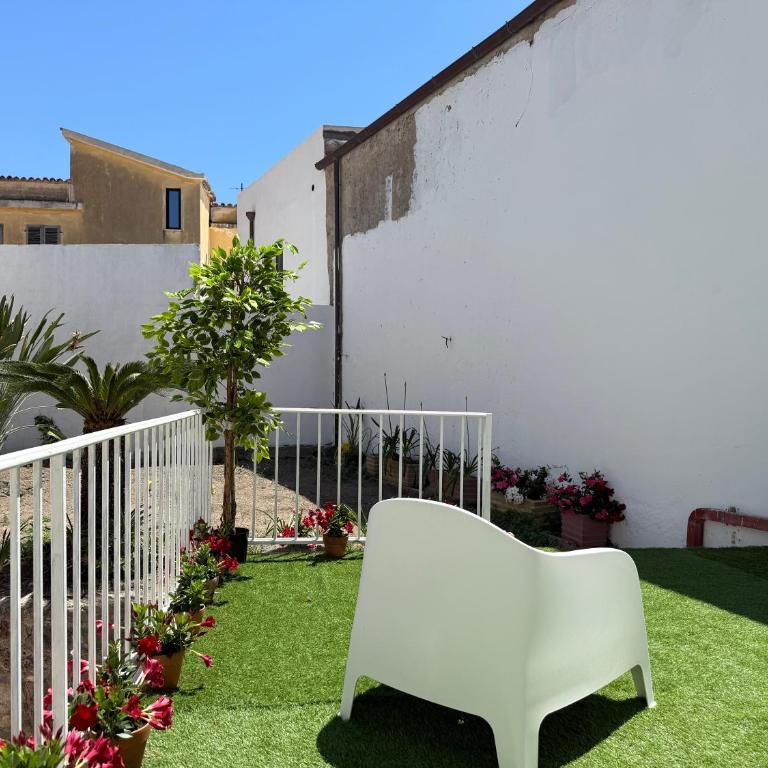 I Nidi di Dommos - Camere nel centro storico di Orosei - Doppelzimmer mit Terrasse - 17