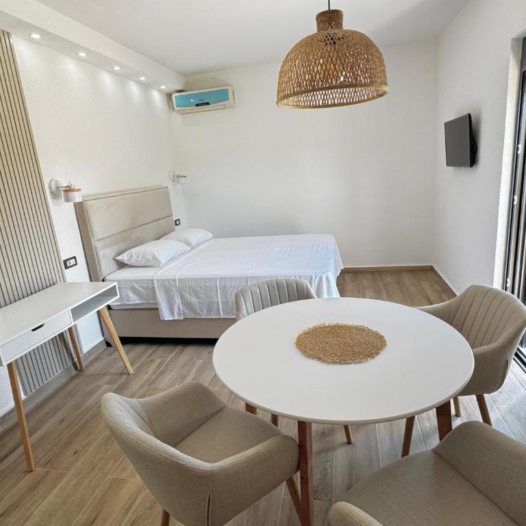 Apartments Lj - Apartman - Prizemlje - 1