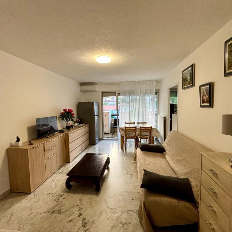 Studio avec grand balcon - Roquebrune Cap-Martin proche Menton et Monaco - Appartement 1 Chambre - 3