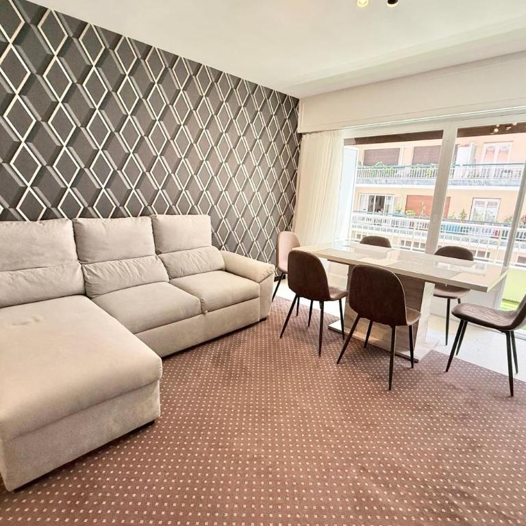 Antibes hyper center - 4 people - close to shops and beaches - Appartement - 1