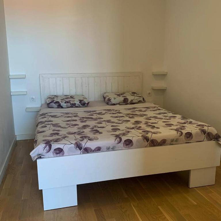Apartment Becici - One-Bedroom Apartment - 10