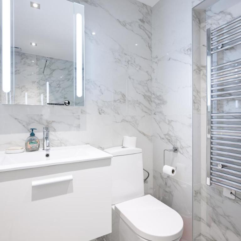 CANNES VILLA: 15 mins walk to beach & centre - Villa - 36