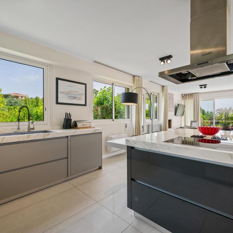 CANNES VILLA: 15 mins walk to beach & centre - Villa - 23