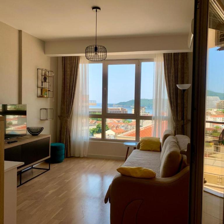 Apartment Becici - One-Bedroom Apartment - 2