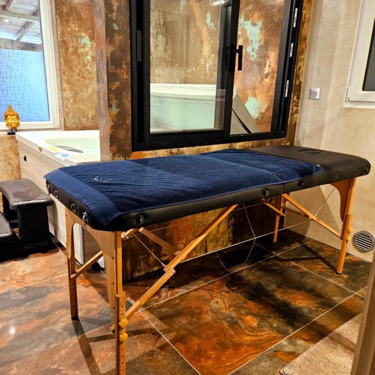Les suites du Bouddha Bleu - Apartamento de 1 dormitorio con bañera de hidromasaje - 27