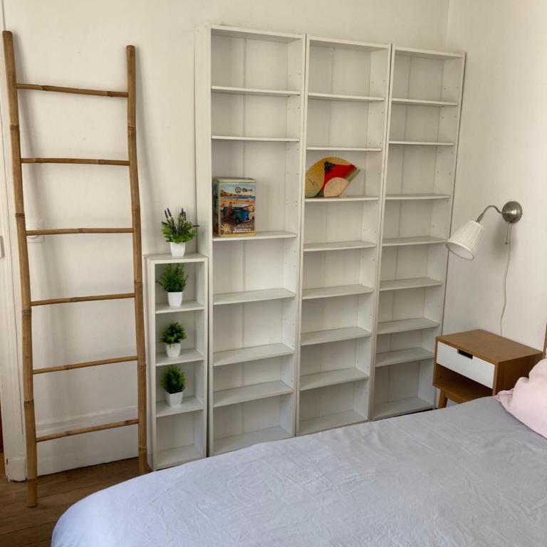 Beau 3 pièces lumineux à 5 min de Montmartre - Appartement 1 Chambre - 3