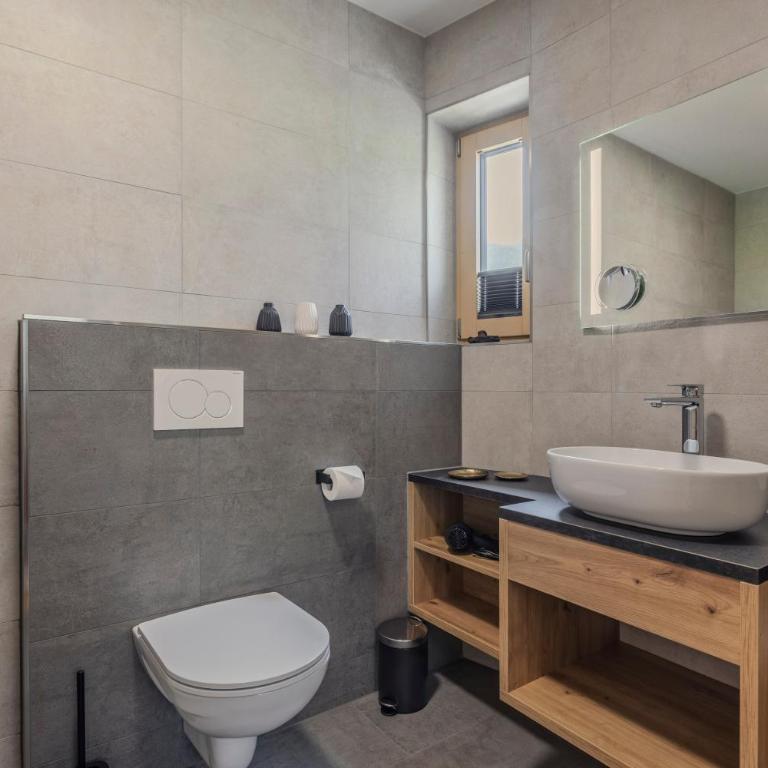 Chalet Waldhart - Ferienhaus mit 4 Zimmern - 17