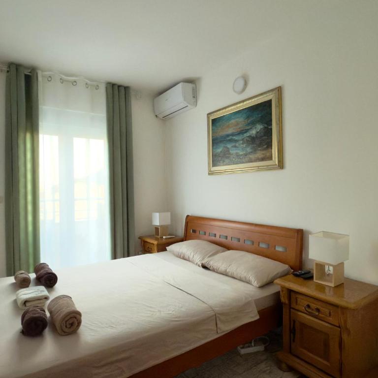 Apartment in Igalo - Two-Bedroom Apartment - 6