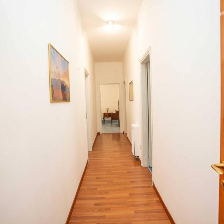 Villa Maria Apartment - Three-Bedroom Apartment - High Floor - 20