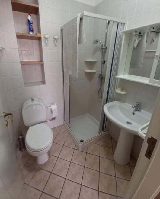 Tra castello e porto - Appartamento con 2 Camere da Letto, Balcone e Terrazza - 11