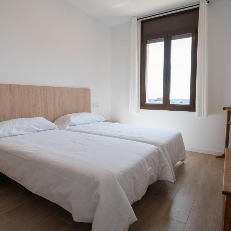 LETS HOLIDAYS Wake Up by the Sea in Victoria apartment 2 - Apartamento - 8