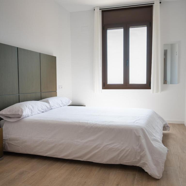 LETS HOLIDAYS Wake Up by the Sea in Victoria apartment 2 - Apartamento - 9