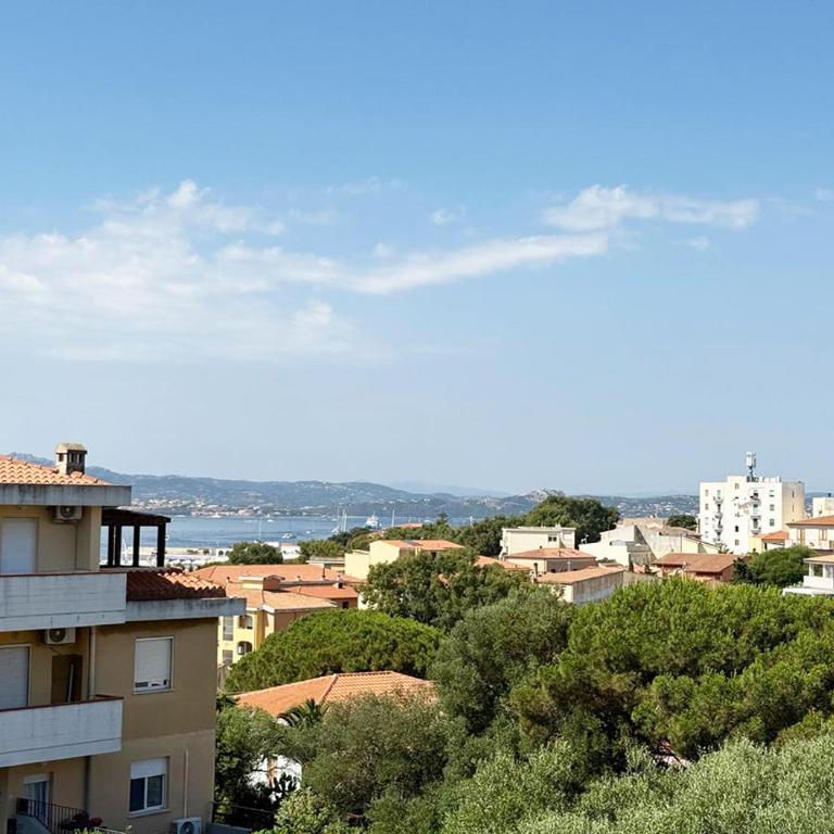 LaureLiving Holiday Home Gallura Blu - Two-Bedroom Apartment - 15