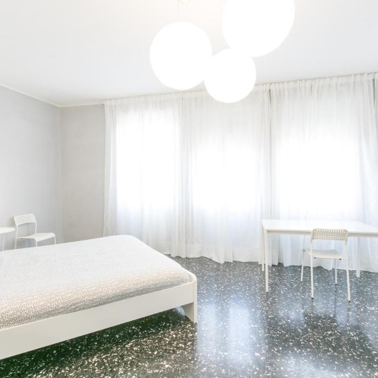 Domus Klimt - Two-Bedroom Apartment - 2