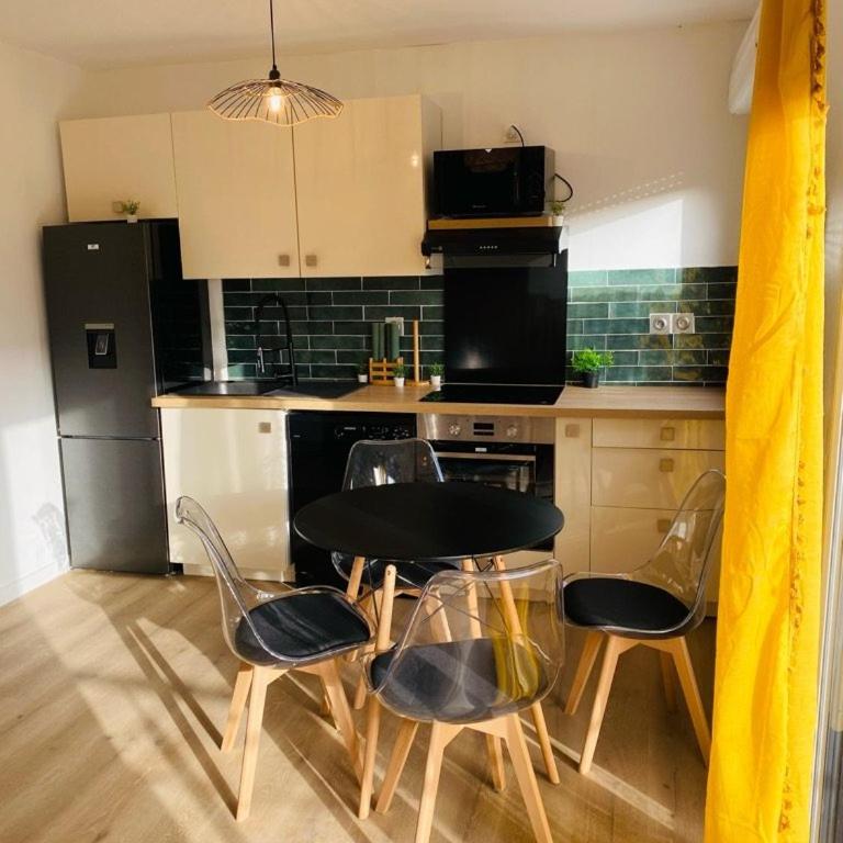 Appartements Cosy Le Havre - Two-Bedroom Deluxe Apartment - 3