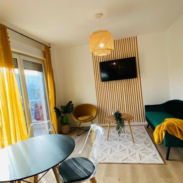 Appartements Cosy Le Havre - Two-Bedroom Deluxe Apartment - 7