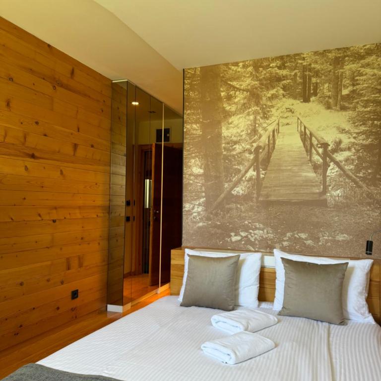 Hotel Žabljak - Double Room with Garden View - 3