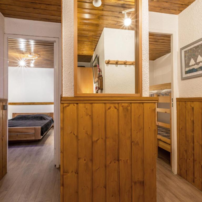 Appartement 2 pièces avec balcon exposé sud, au cœur de Val-d'Isère et proche des pistes - FR-1-694-282 - Appartement - 14