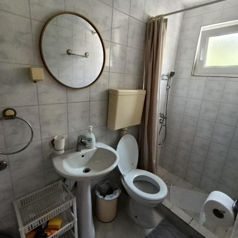 Milica Soba sa kupatilom 2 - One-Bedroom Apartment - 4