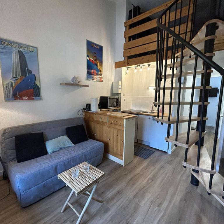 Charmant T2 à 1200m de la plage avec balcon, parking privé et ménage inclus à Saint-Jean-de-Monts - FR-1-224C-312 - Apartment - 1
