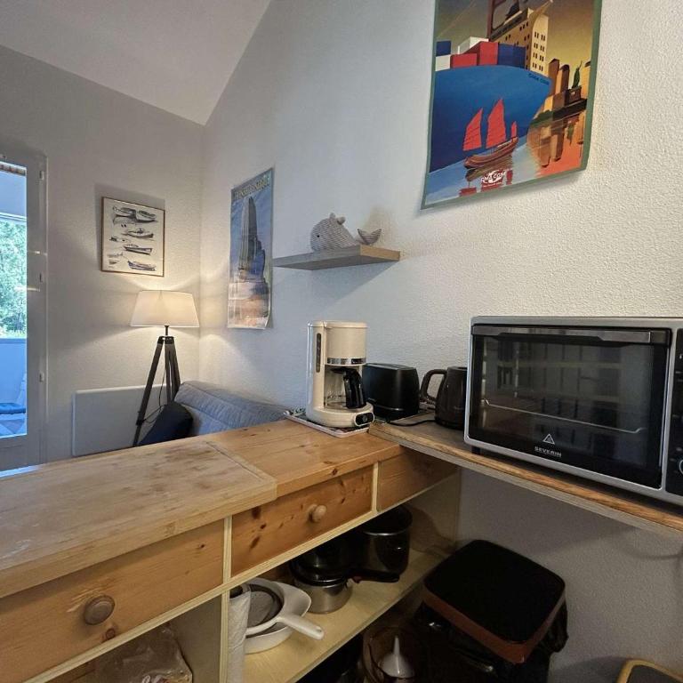 Charmant T2 à 1200m de la plage avec balcon, parking privé et ménage inclus à Saint-Jean-de-Monts - FR-1-224C-312 - Apartment - 9