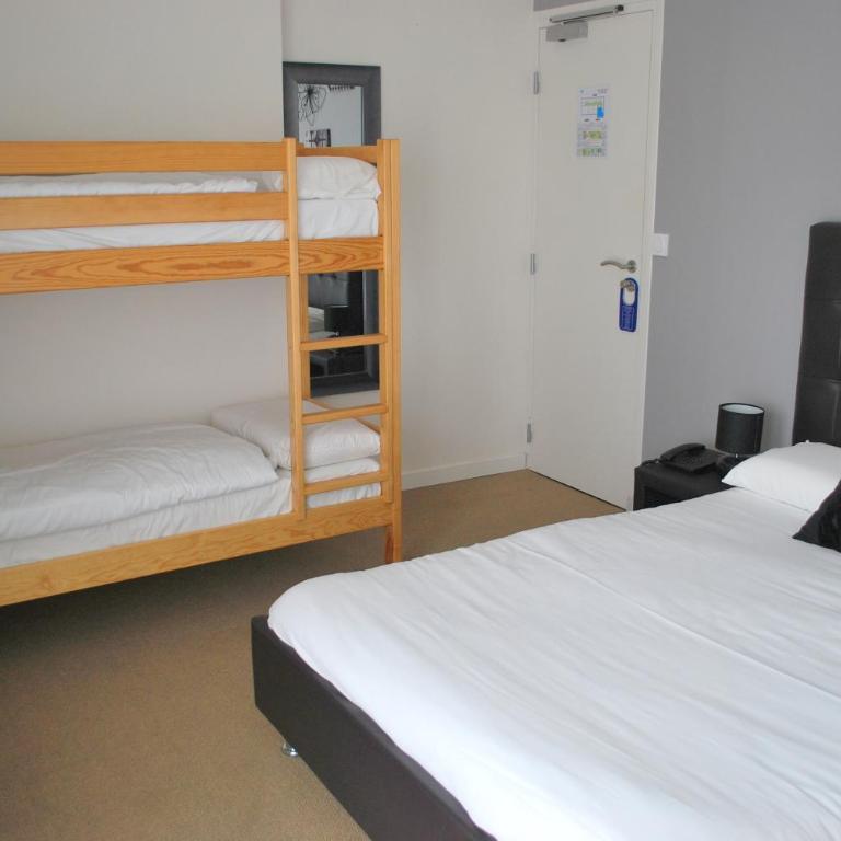 Hotel Bleu Azur - Chambre Quadruple - 8