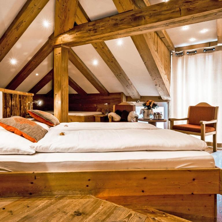 Lifestyle & Spa Hotel Grächerhof - Doppelzimmer mit Whirlpool-Badewanne - 8